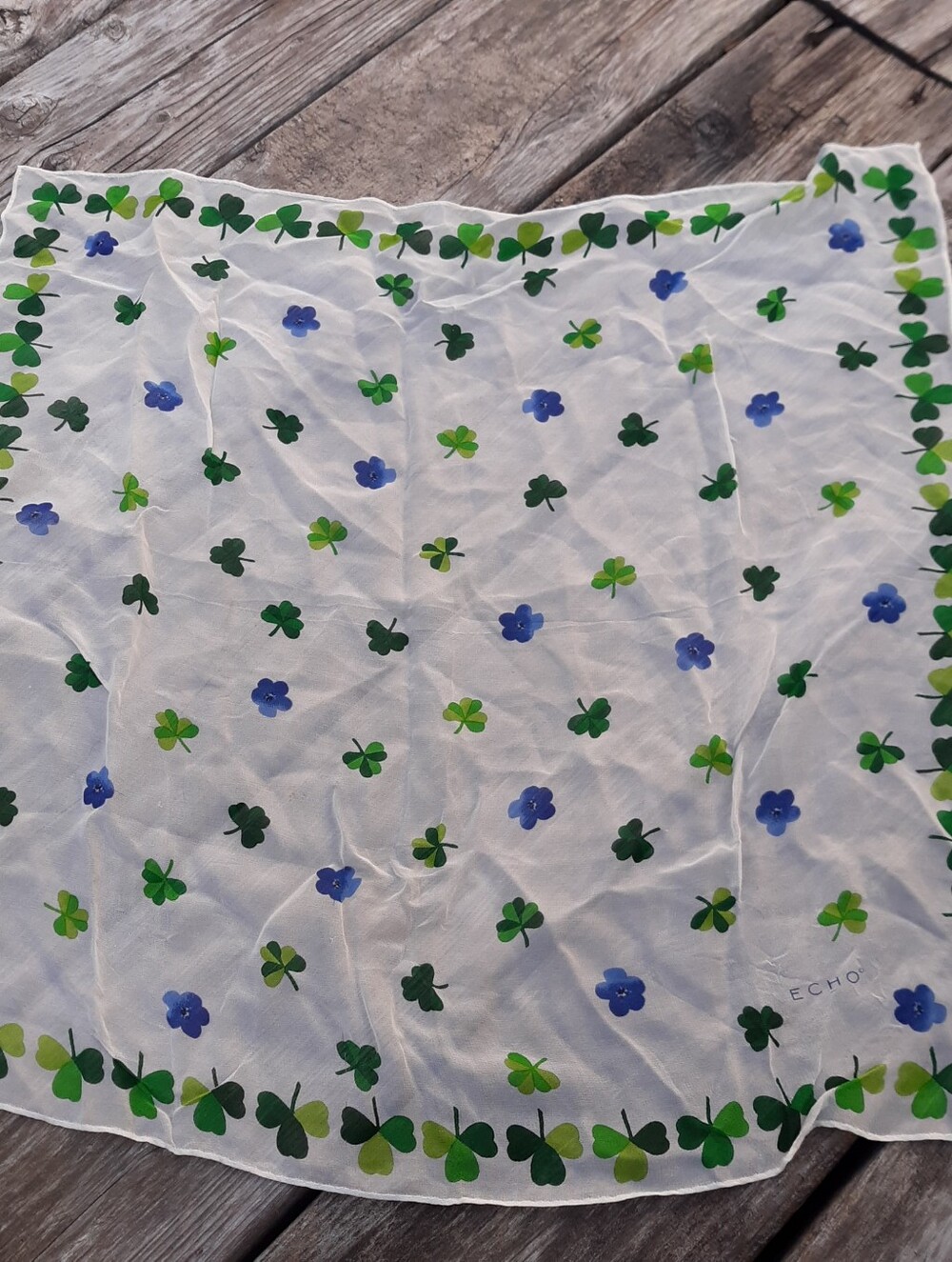 Echo Vintage 100% Silk Scarf Shamrock Clover St Patricks Day White Green 21x21
